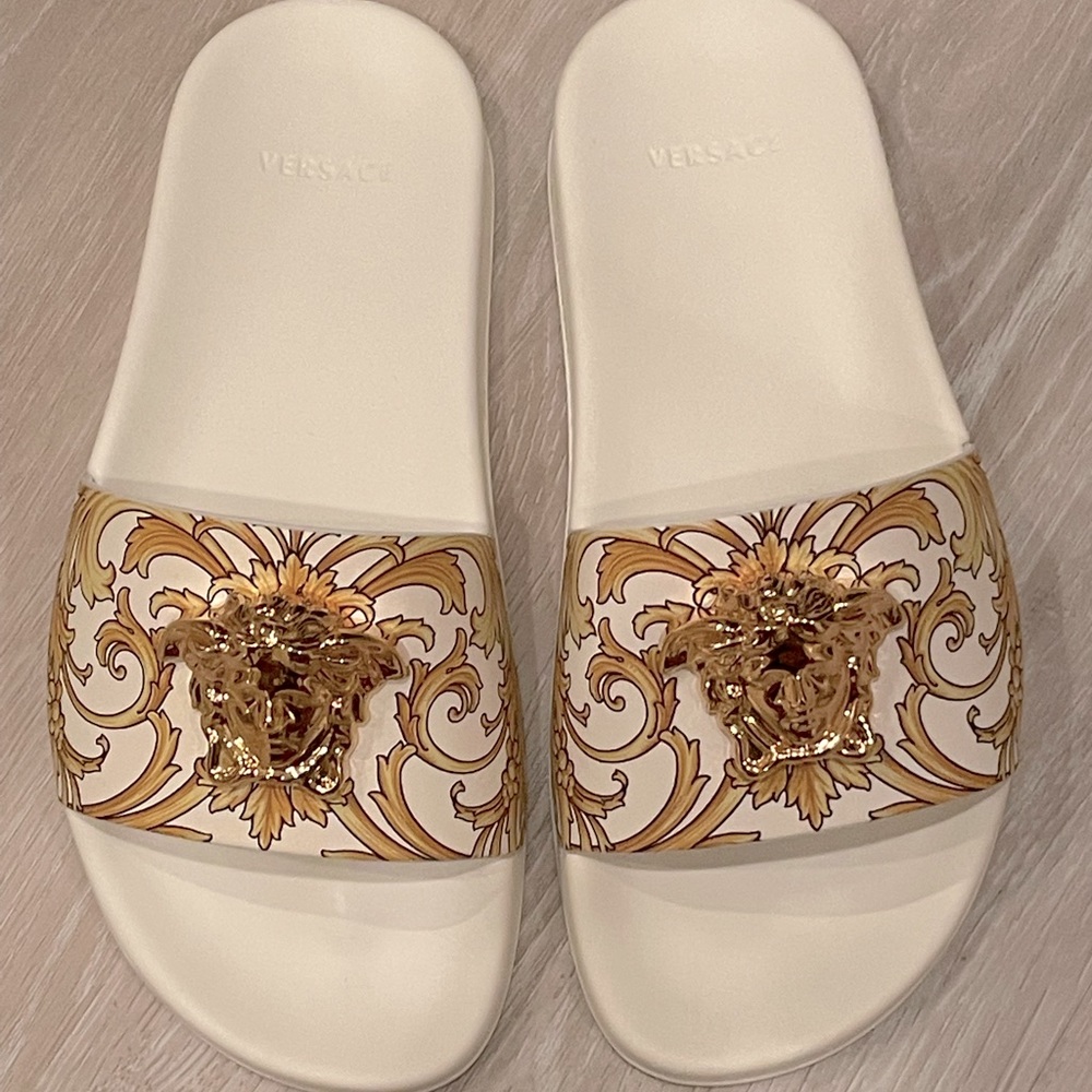 Versace Palazzo Pool Slide - BRAND NEW